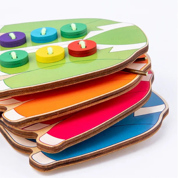 Wooden buttons and threading rope educational toy